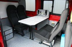  Ford Transit MZF Feuerwehr NeudrossenfeldMannschaftsraum (33)